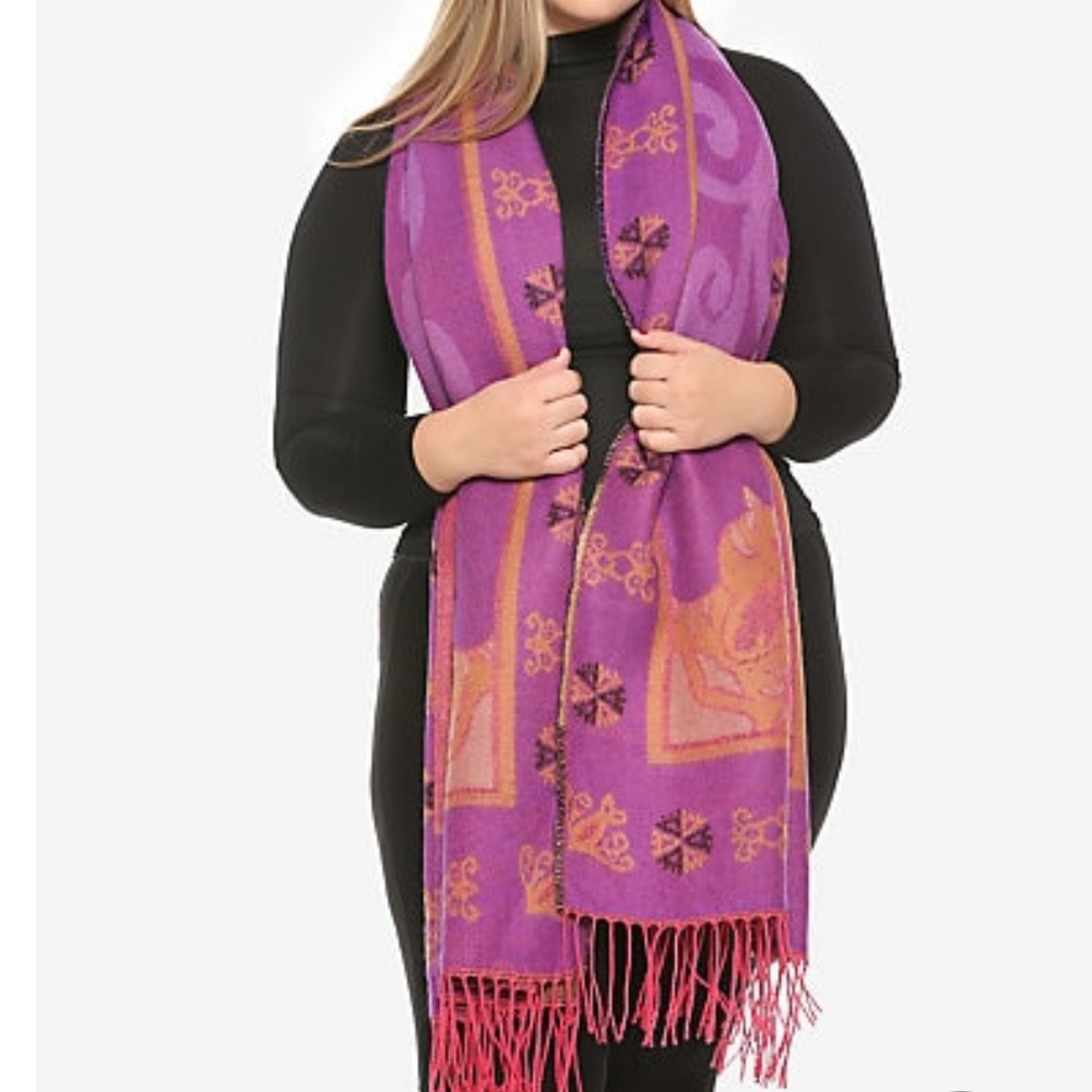 DISNEY’S ALADDIN MAGIC CARPET BLANKET SCARF - Picture 2 of 5